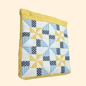 “Ready For Bed” Quilt Blanket Rectangle Homemade Year 2002 VTG 72” x 39” Cabin